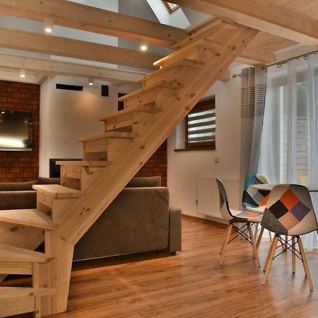 Domek - Apartament Marynarski Z Kominkiem Apartman Ustka Kültér fotó